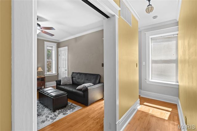 4062 Arsenal Street, St Louis, MO 63116