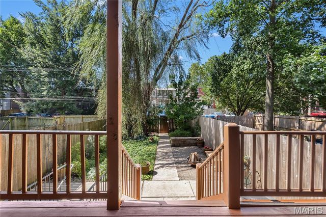 4062 Arsenal Street, St Louis, MO 63116