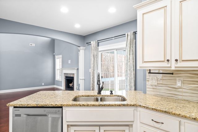 2788 Ann Dr, Clarksville, TN 37040