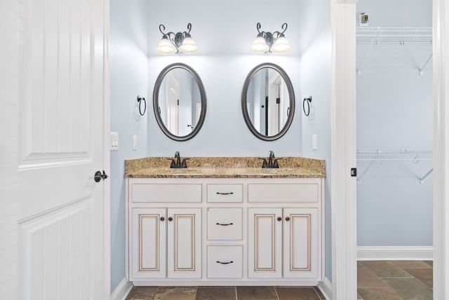 2788 Ann Dr, Clarksville, TN 37040