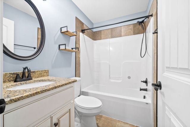 2788 Ann Dr, Clarksville, TN 37040