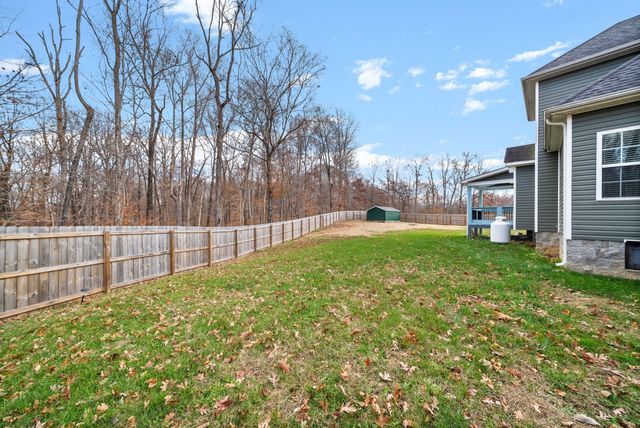 2788 Ann Dr, Clarksville, TN 37040