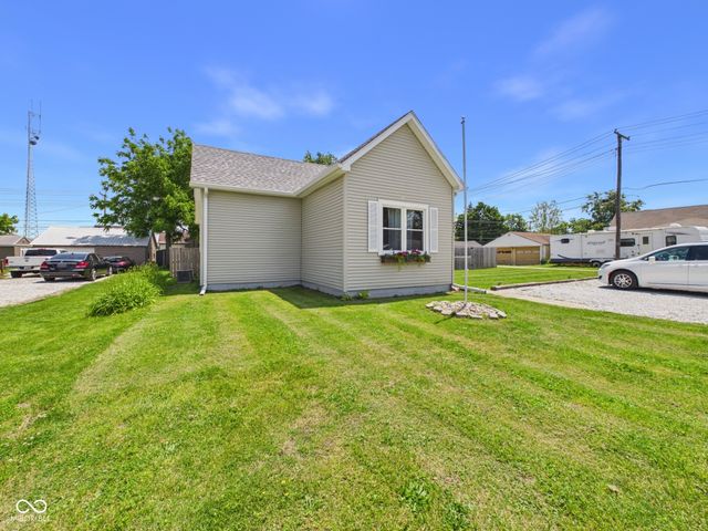 505 N 13th Street, Elwood, IN 46036