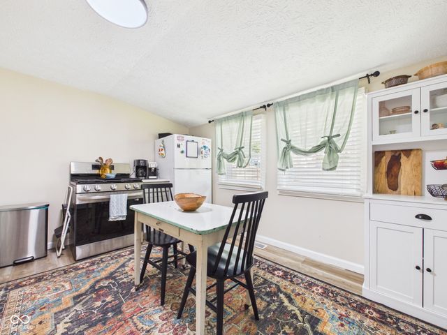 505 N 13th Street, Elwood, IN 46036