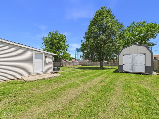 505 N 13th Street, Elwood, IN 46036