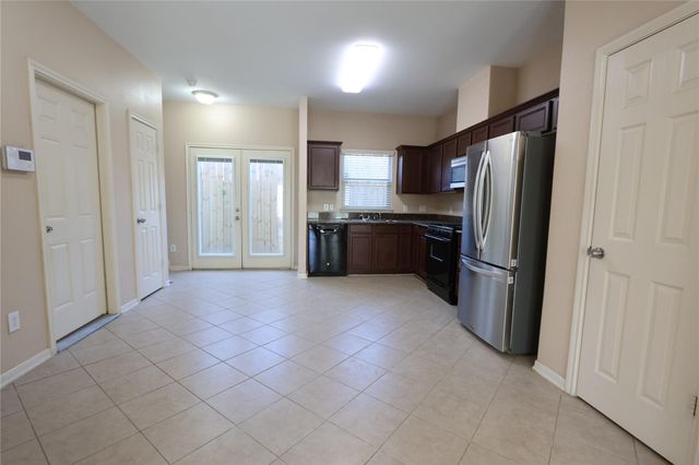 2219 Naomi Street, Houston, TX 77054