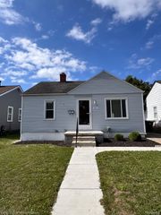 28311 Felician Street, Roseville, MI 48066