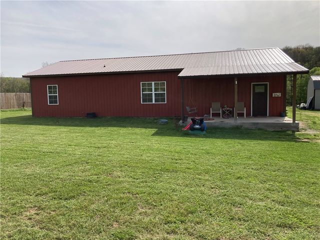 10689 103 Highway, Green Forest, AR 72638