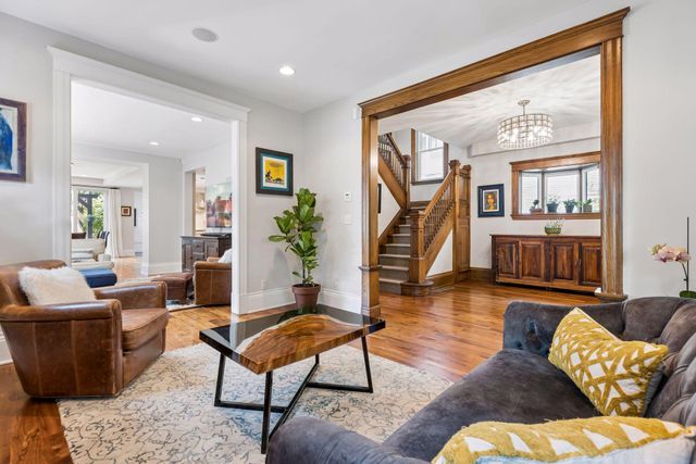 3248 Dupont Avenue S, Minneapolis, MN 55408