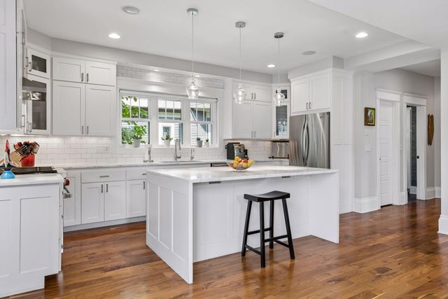 3248 Dupont Avenue S, Minneapolis, MN 55408