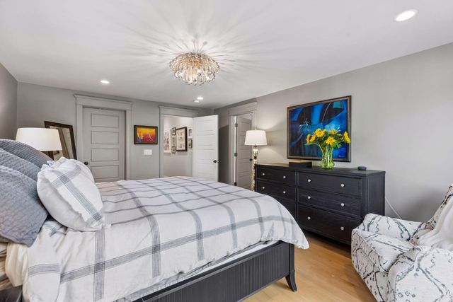 3248 Dupont Avenue S, Minneapolis, MN 55408