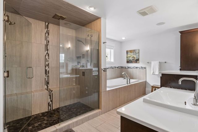3248 Dupont Avenue S, Minneapolis, MN 55408