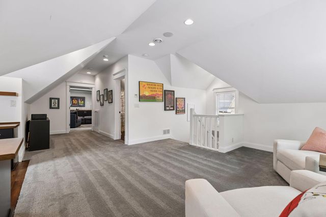 3248 Dupont Avenue S, Minneapolis, MN 55408