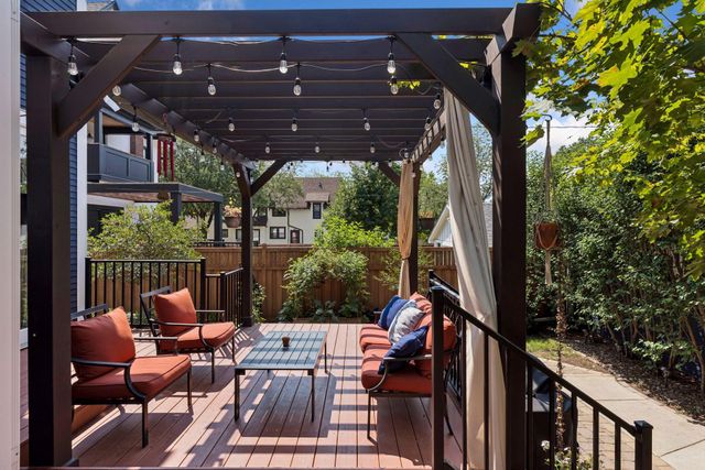 3248 Dupont Avenue S, Minneapolis, MN 55408