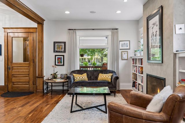 3248 Dupont Avenue S, Minneapolis, MN 55408