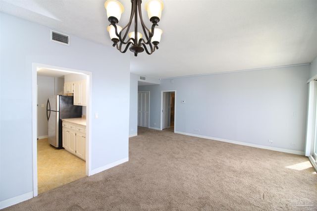 825 Bayshore Dr 407, Pensacola, FL 32507
