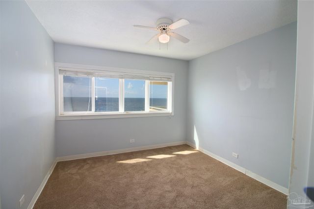 825 Bayshore Dr 407, Pensacola, FL 32507