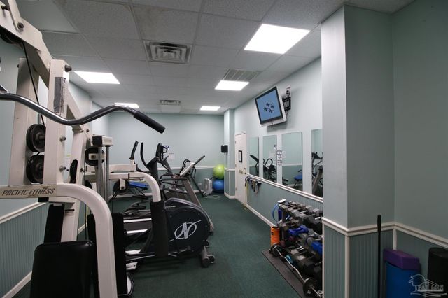 825 Bayshore Dr 407, Pensacola, FL 32507
