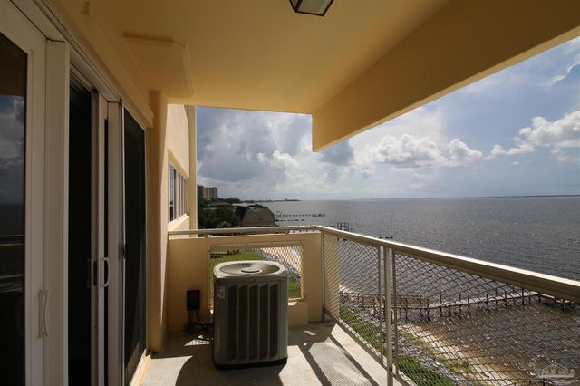 825 Bayshore Dr 407, Pensacola, FL 32507