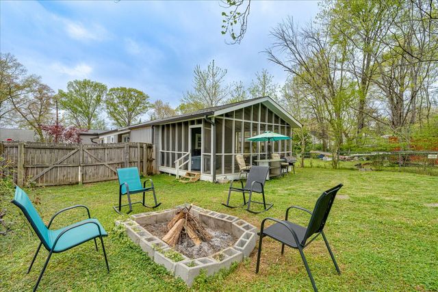 1320 Sewanee Drive, Chattanooga, TN 37412