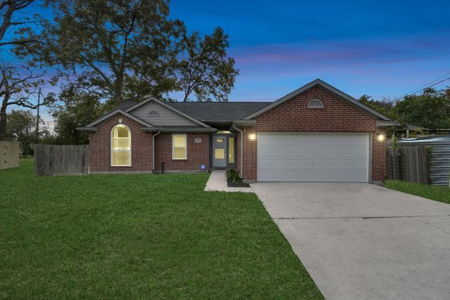 7830 Pardee Street Street, North Houston, TX 77028
