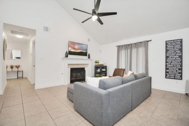 7830 Pardee Street Street, North Houston, TX 77028