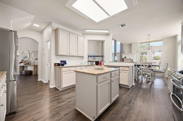 6330 Whistling Pines Drive, Spring, TX 77389
