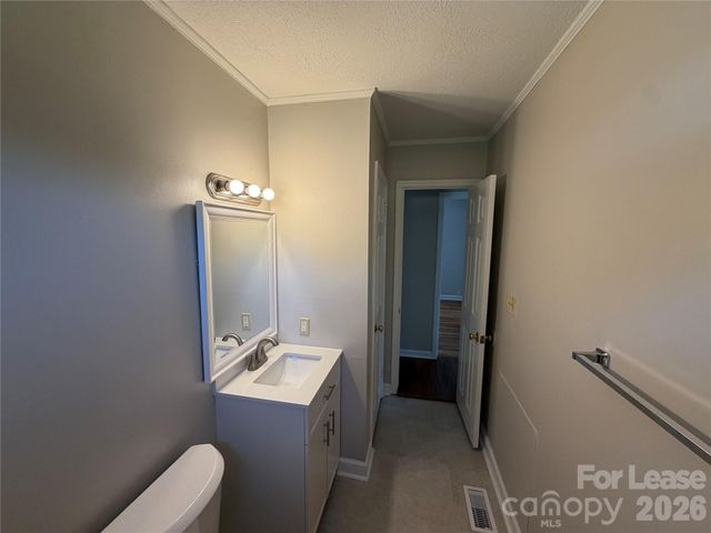 680 Tulsa Court NW, Concord, NC 28027