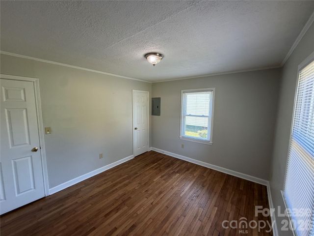 680 Tulsa Court NW, Concord, NC 28027