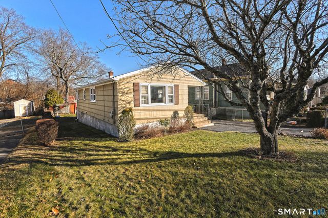 71 Sycaway Street, West Haven, CT 06516