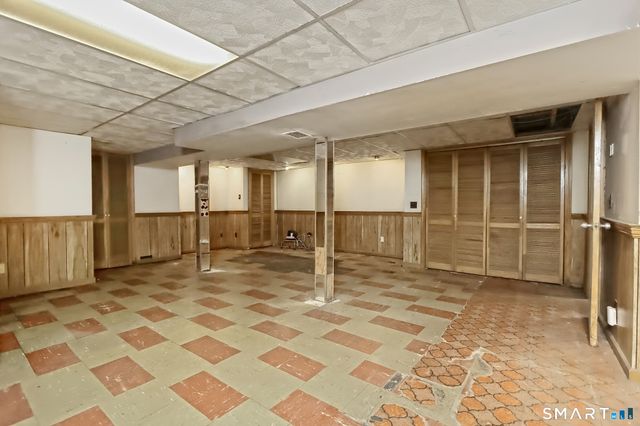 71 Sycaway Street, West Haven, CT 06516