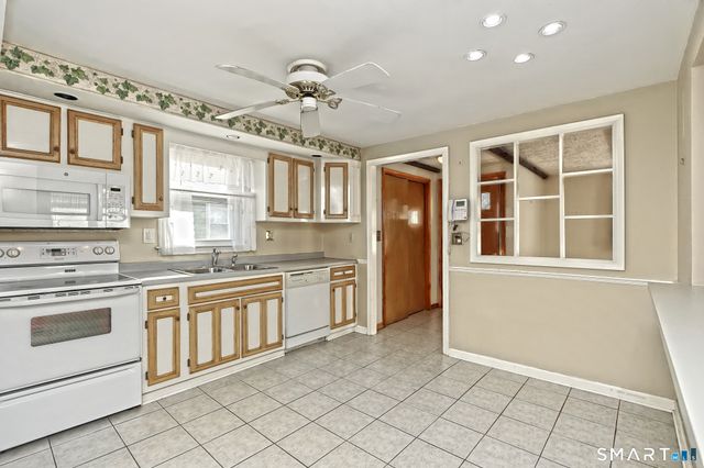 71 Sycaway Street, West Haven, CT 06516