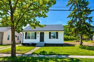 13711 Bennington Avenue, Cleveland, OH 44135