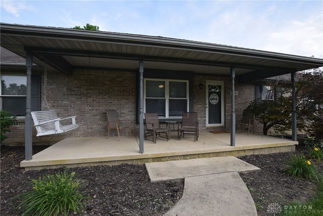 216 4th Street, Christiansburg, OH 43072