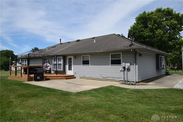 216 4th Street, Christiansburg, OH 43072