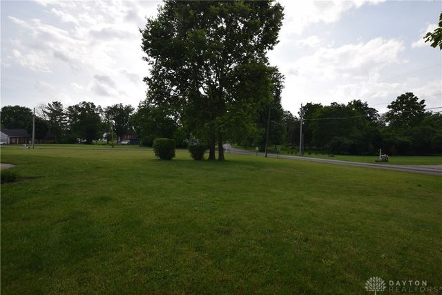 216 4th Street, Christiansburg, OH 43072