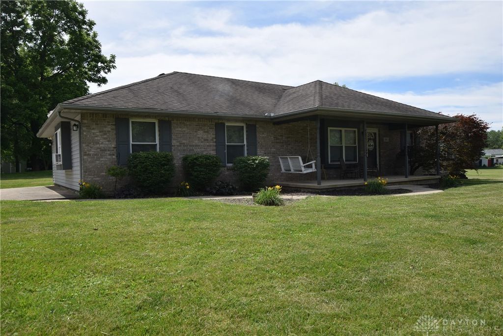 216 4th Street, Christiansburg, OH 43072