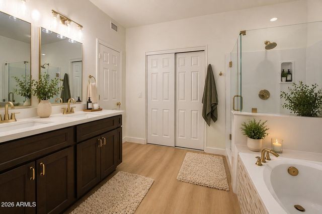 310 N MOUNTAIN VIEW Road, Apache Junction, AZ 85119