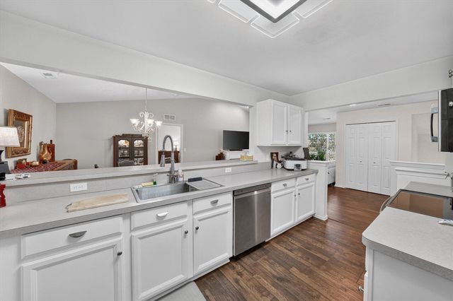 16766 Dover Drive, Northville, MI 48168