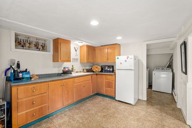 44 Susan Park Way, Uxbridge, MA 01569