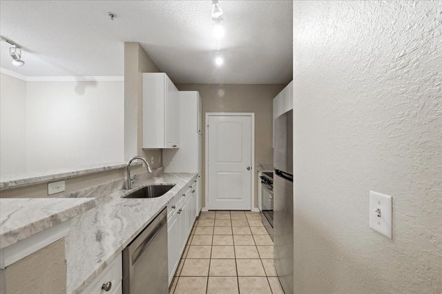 4221 W SPRUCE STREET 2101, Tampa, FL 33607