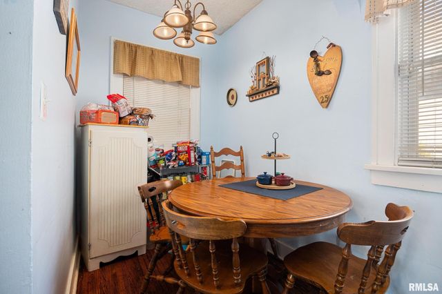 804 W MAYWOOD Avenue, Peoria, IL 61604