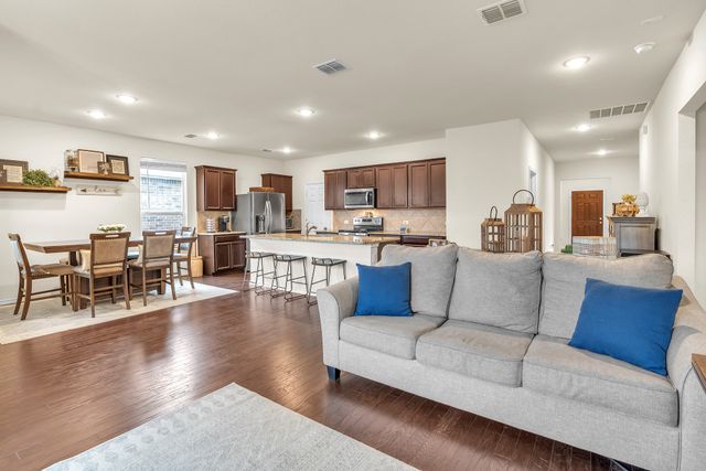 9105 Lookout Point, Fort Worth, TX 76179