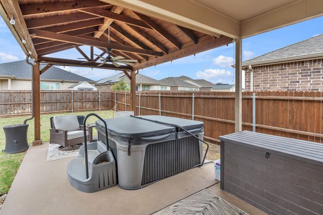 9105 Lookout Point, Fort Worth, TX 76179