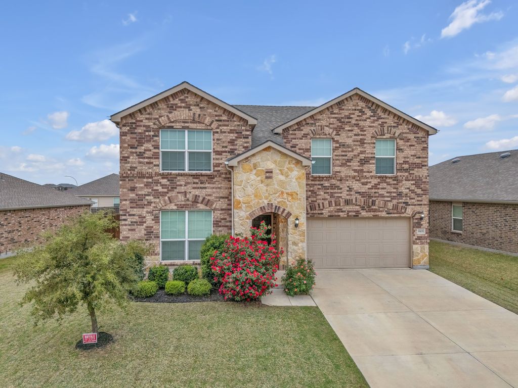 9105 Lookout Point, Fort Worth, TX 76179