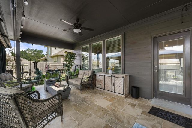 31211 Raleigh Creek Drive, Tomball, TX 77375