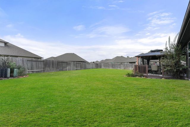 31211 Raleigh Creek Drive, Tomball, TX 77375