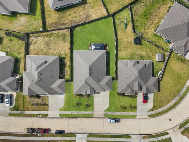 31211 Raleigh Creek Drive, Tomball, TX 77375