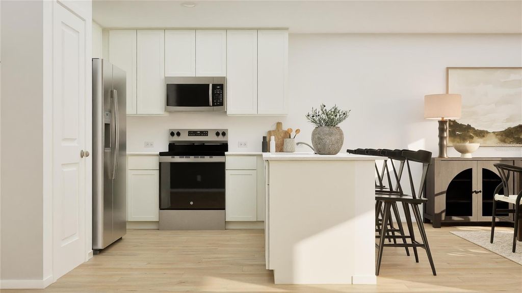 Image 3 of property listing at 1967 WILDER WAY, Eagle Lake, FL 33839