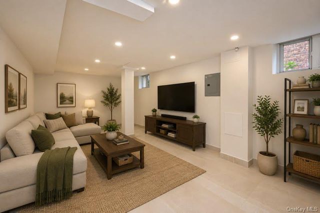 50-24 194th Street, Fresh Meadows, NY 11365